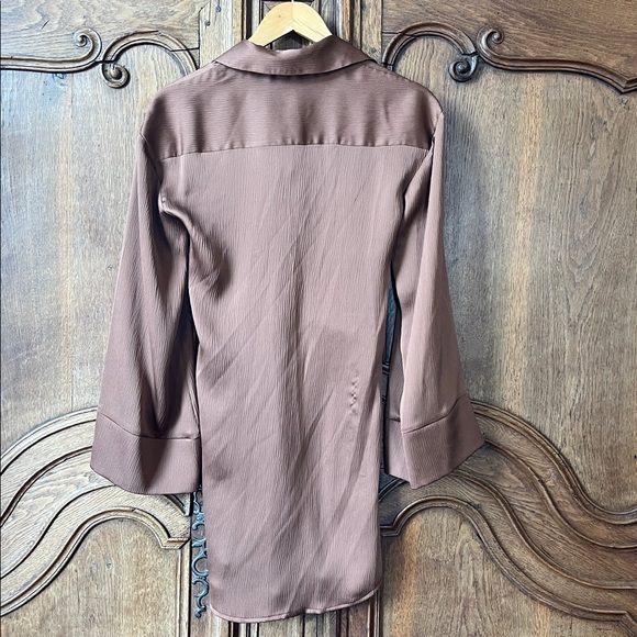 Gianni Bini Avery Long Sleeve Satin Point Collar Neck Faux Wrap Dress - Picture 6 of 13